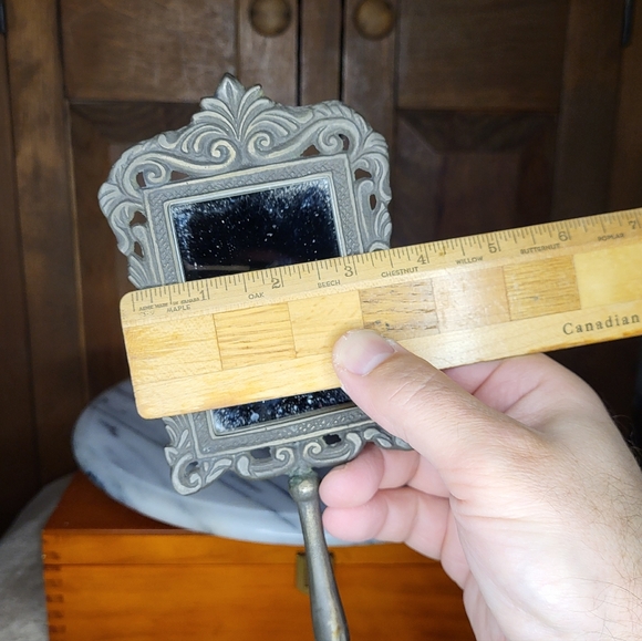 Vintage Ornate Handheld Mirror with Key Handle - Picture 11 of 13